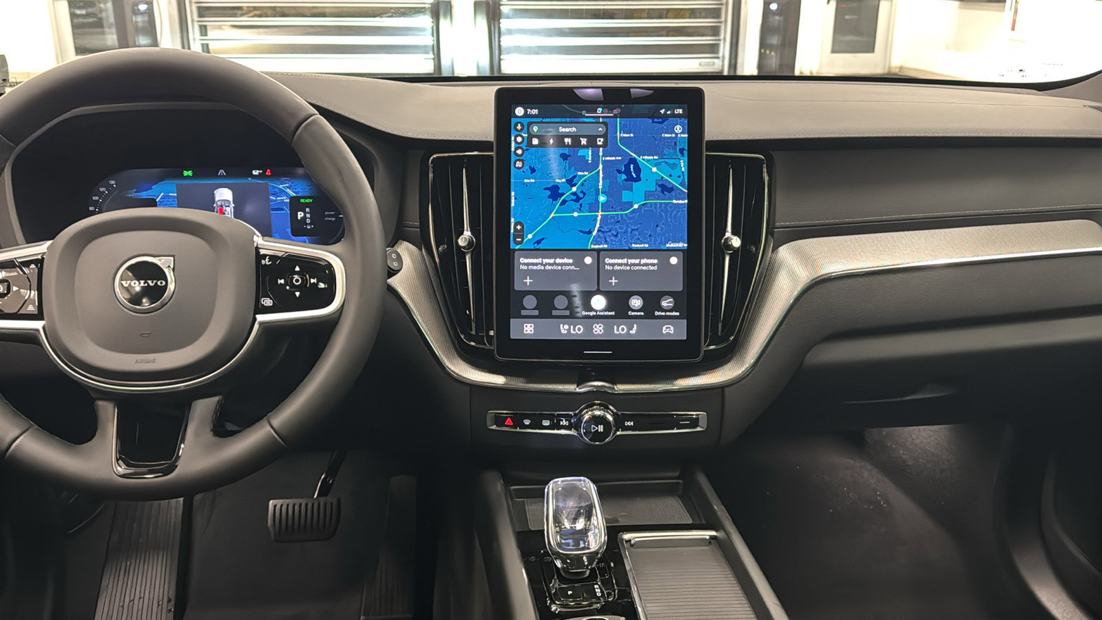 New 2026 Volvo XC60 T8 Ultra w/ Protection Package Premier image 11