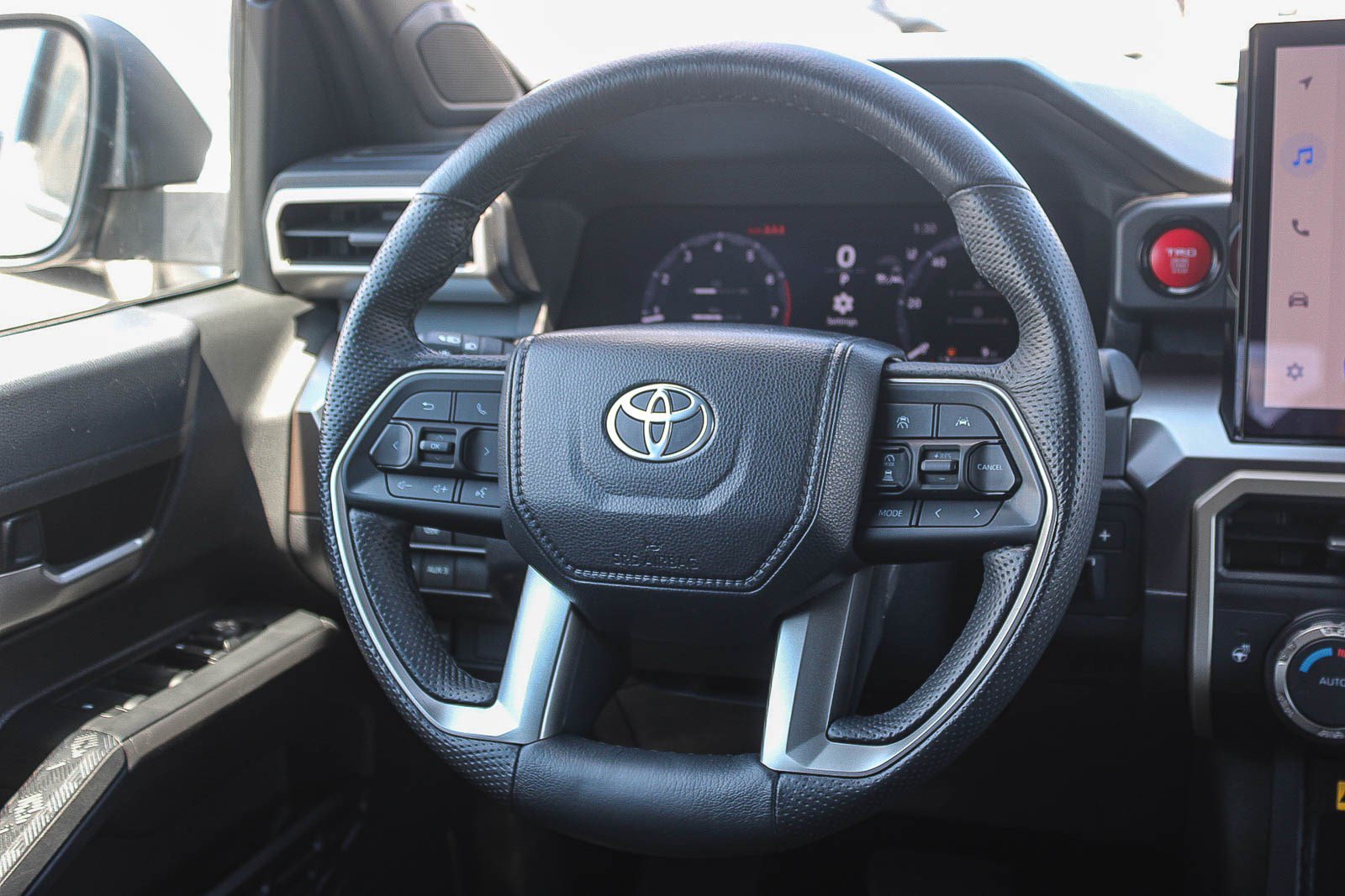 Certified 2024 Toyota Tacoma TRD Off-Road w/ TRD Off Road Upgrade Package AWD/4WD image 16