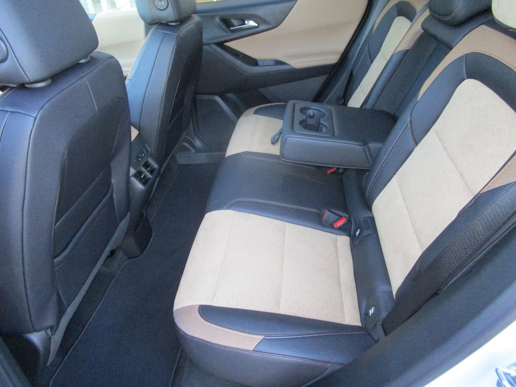 New 2026 Chevrolet Equinox ACTIV w/ Convenience Package III image 17