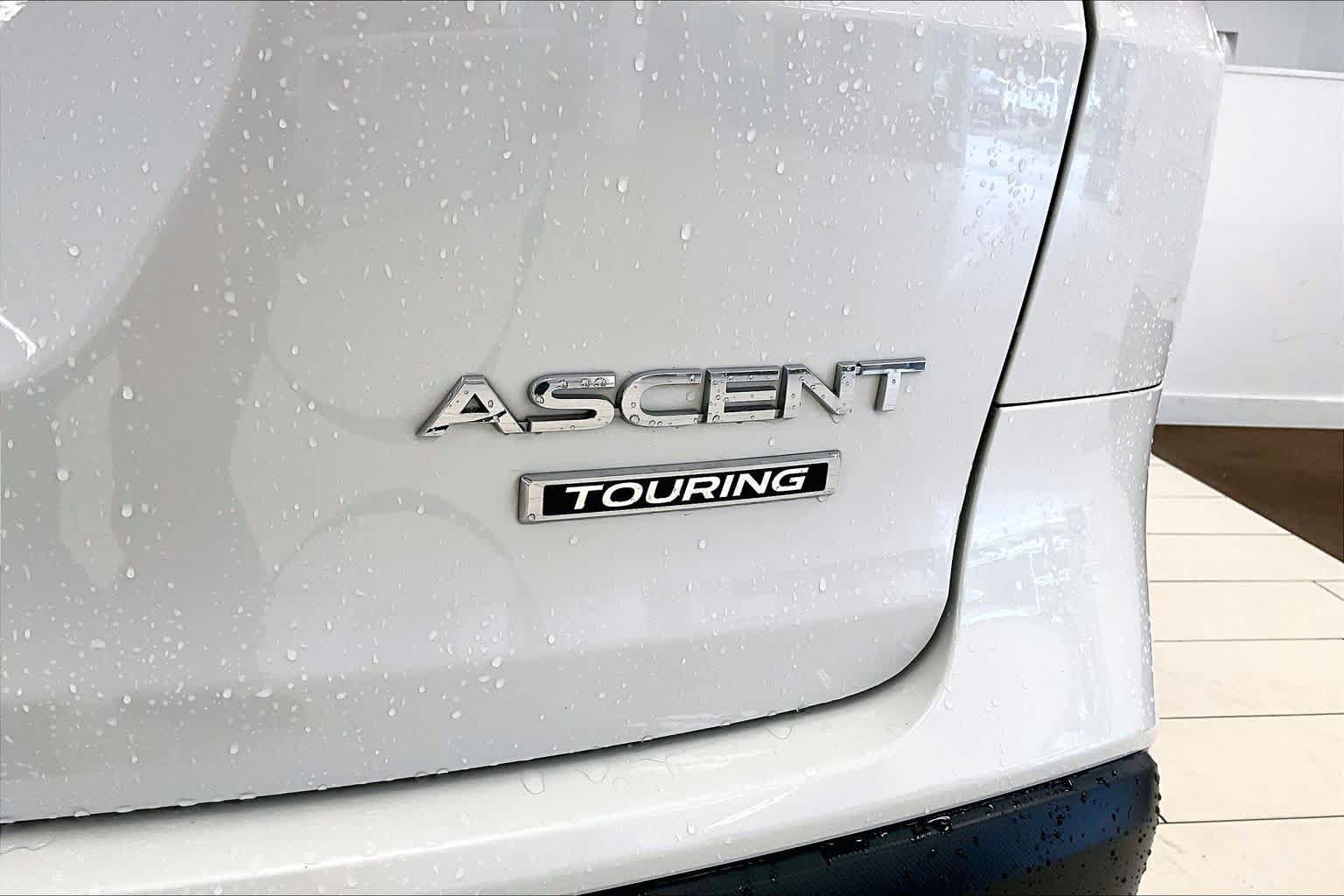 Used 2023 Subaru Ascent Touring AWD/4WD image 9