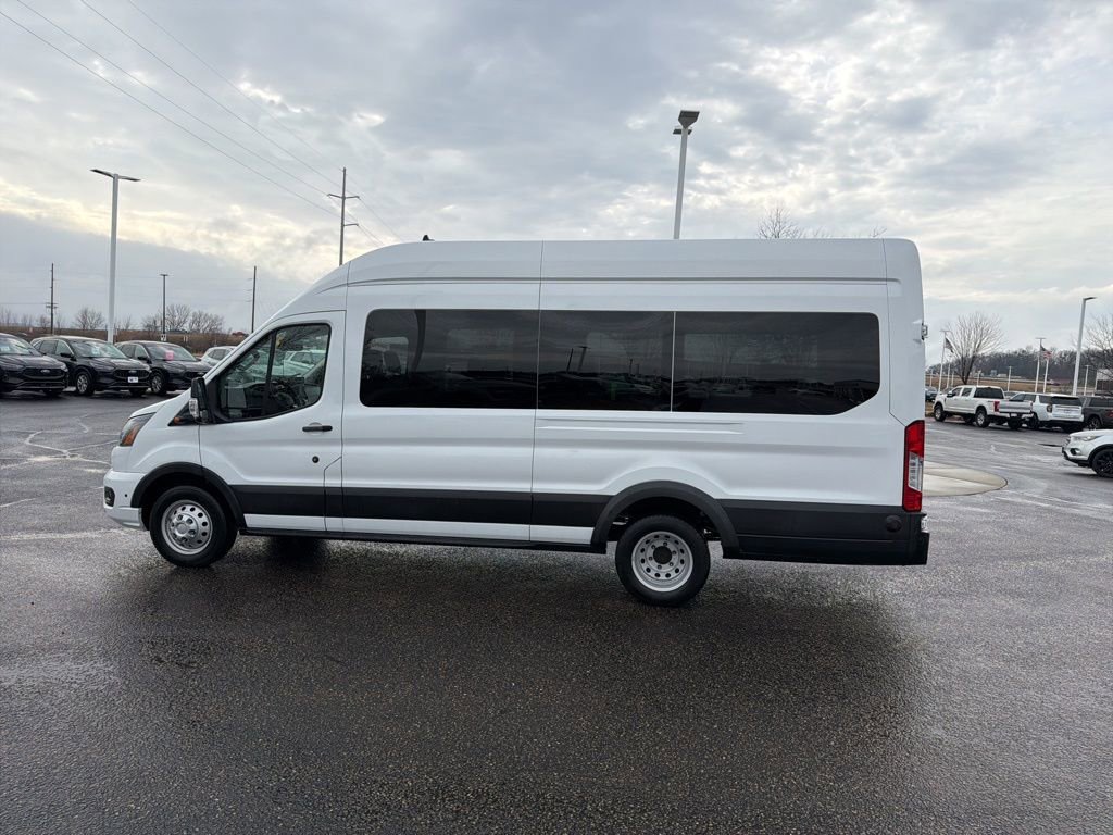Used 2024 Ford Transit 350 XLT image 7