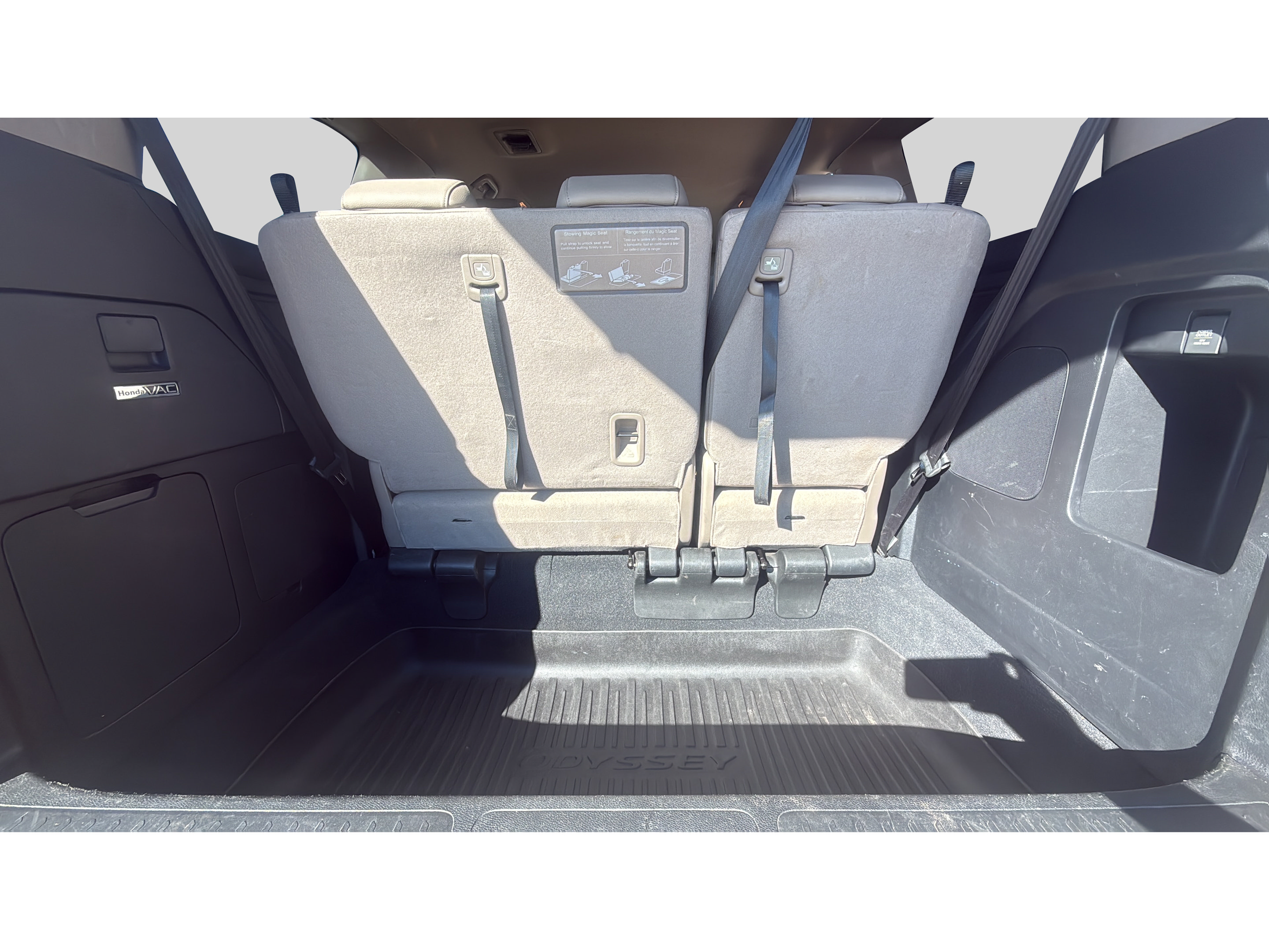 Used 2018 Honda Odyssey Touring image 26