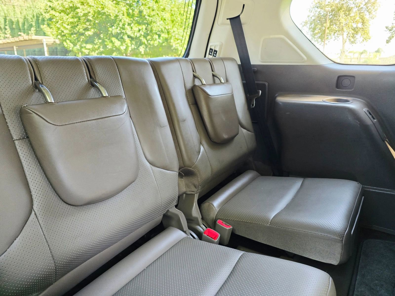 Used 2011 Lexus GX 460 Premium image 42