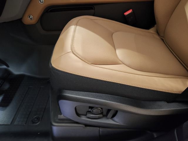 New 2026 Land Rover Defender 110 X image 24