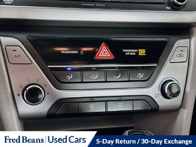 Used 2017 Hyundai Elantra SE FWD image 21