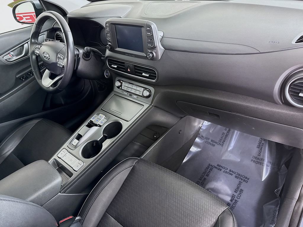 Certified 2021 Hyundai Kona Limited FWD image 32
