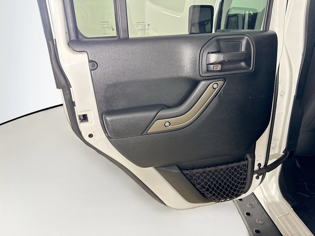 Used 2018 Jeep Wrangler Unlimited Sport AWD/4WD image 19