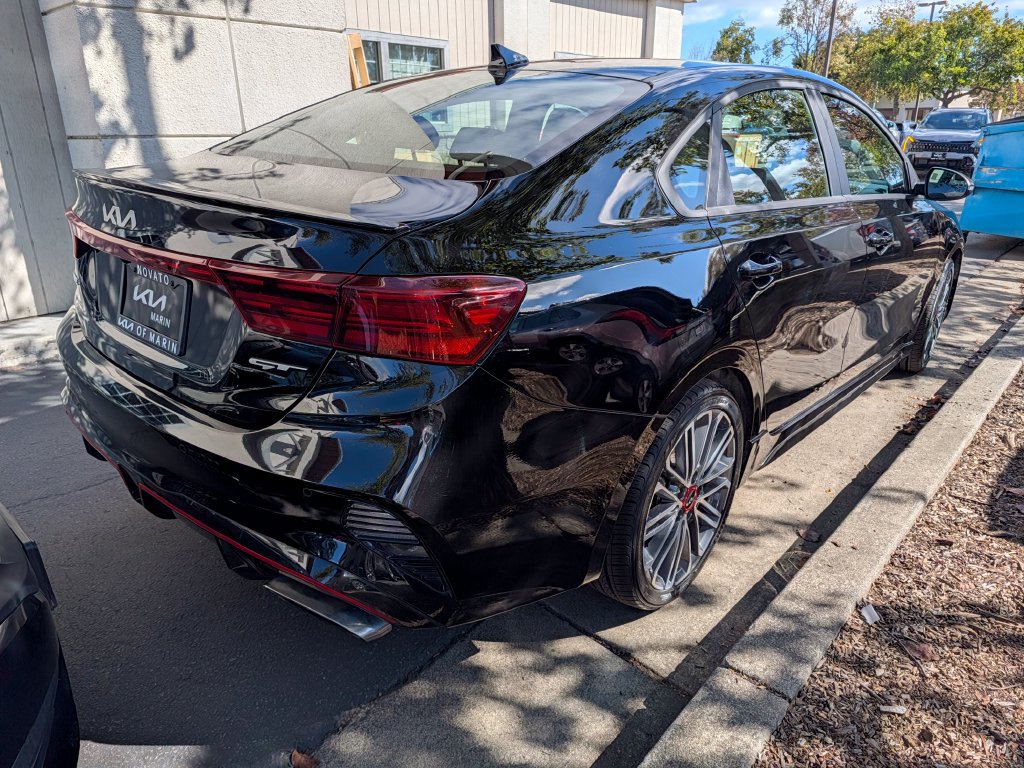 Used 2023 Kia Forte GT w/ GT2 Package FWD image 3