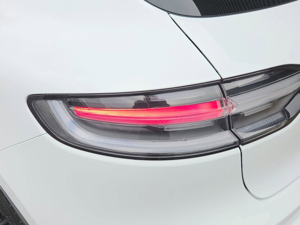 Certified 2026 Porsche Macan GTS image 26