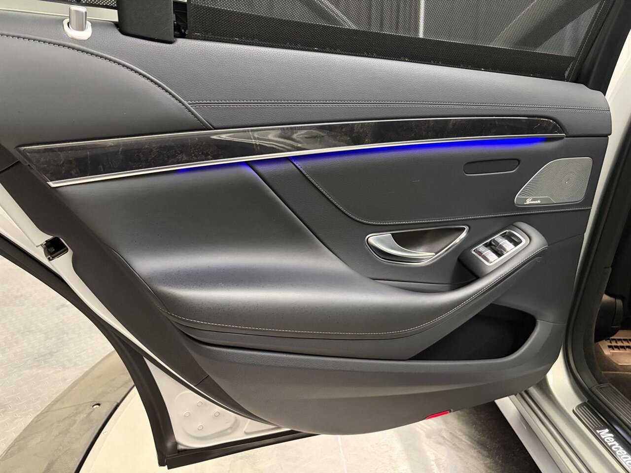 Used 2020 Mercedes-Benz S 560 Sedan image 20