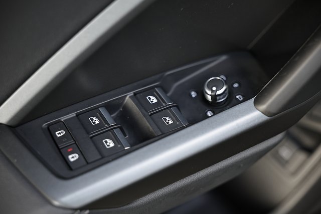 Certified 2025 Audi Q3 2.0T Premium w/ Convenience Package image 16