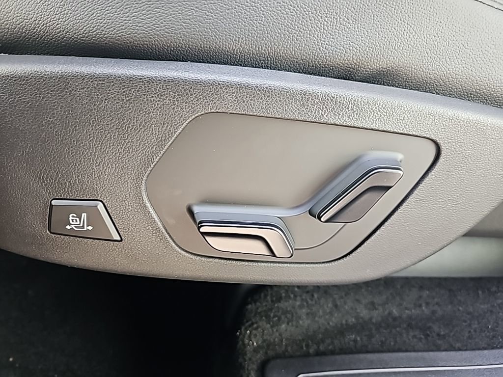 New 2026 Hyundai Santa Fe Limited AWD/4WD image 34