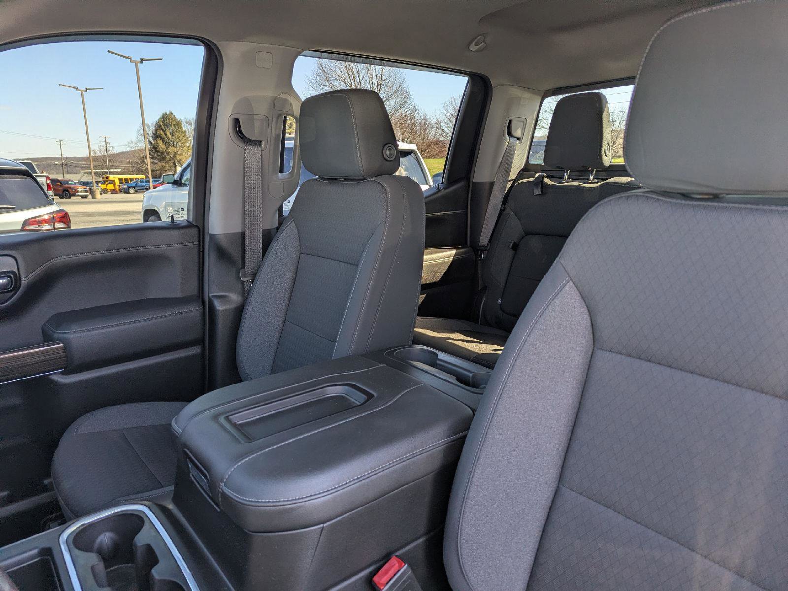 Used 2020 Chevrolet Silverado 1500 LT Trail Boss image 26