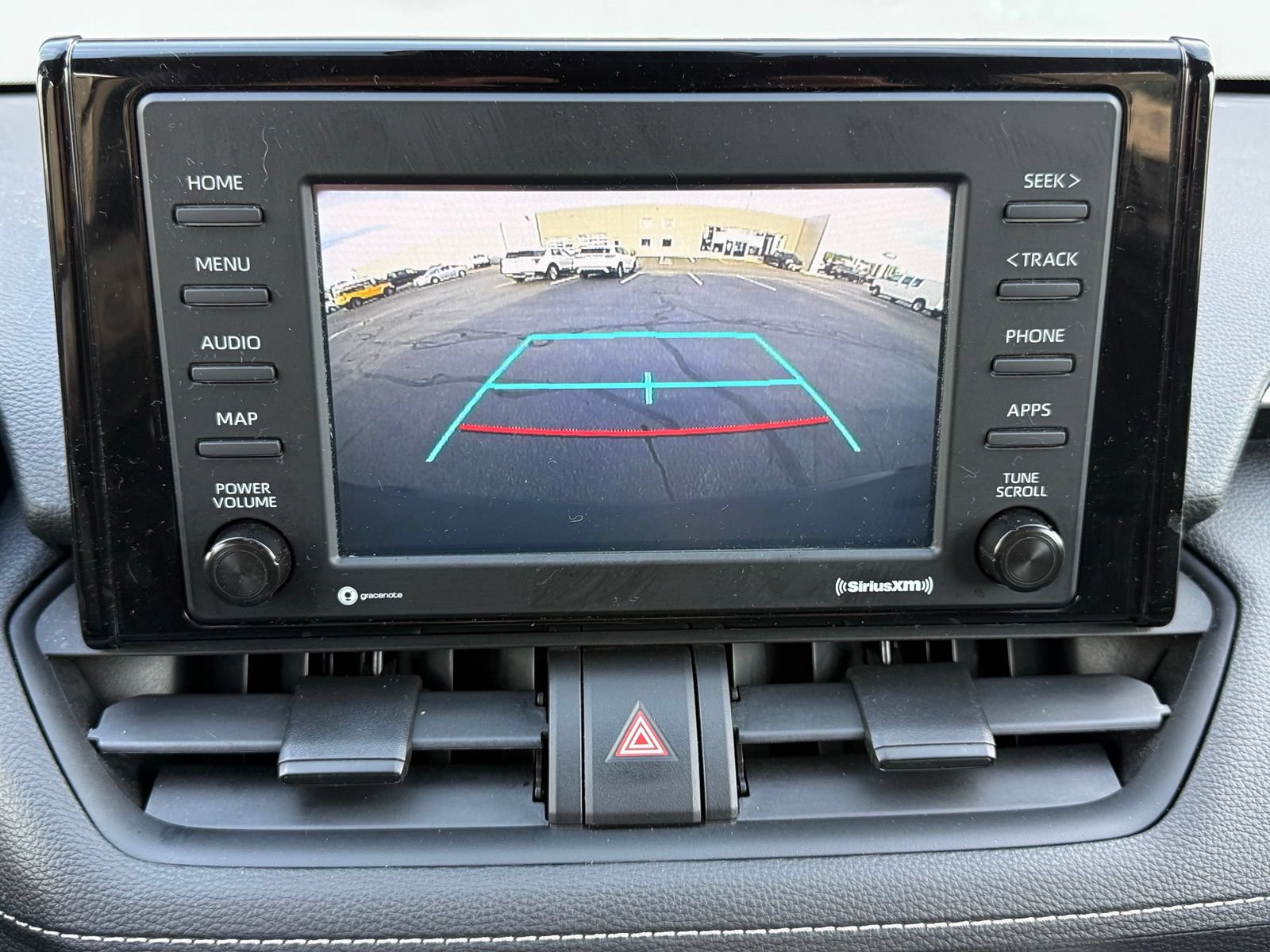 Used 2021 Toyota RAV4 LE AWD/4WD image 33