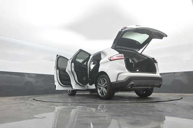 Certified 2024 Ford Edge Titanium AWD/4WD image 37