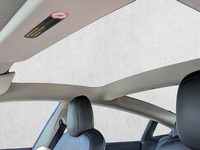 Used 2021 Tesla Model 3 Standard Range Plus image 13