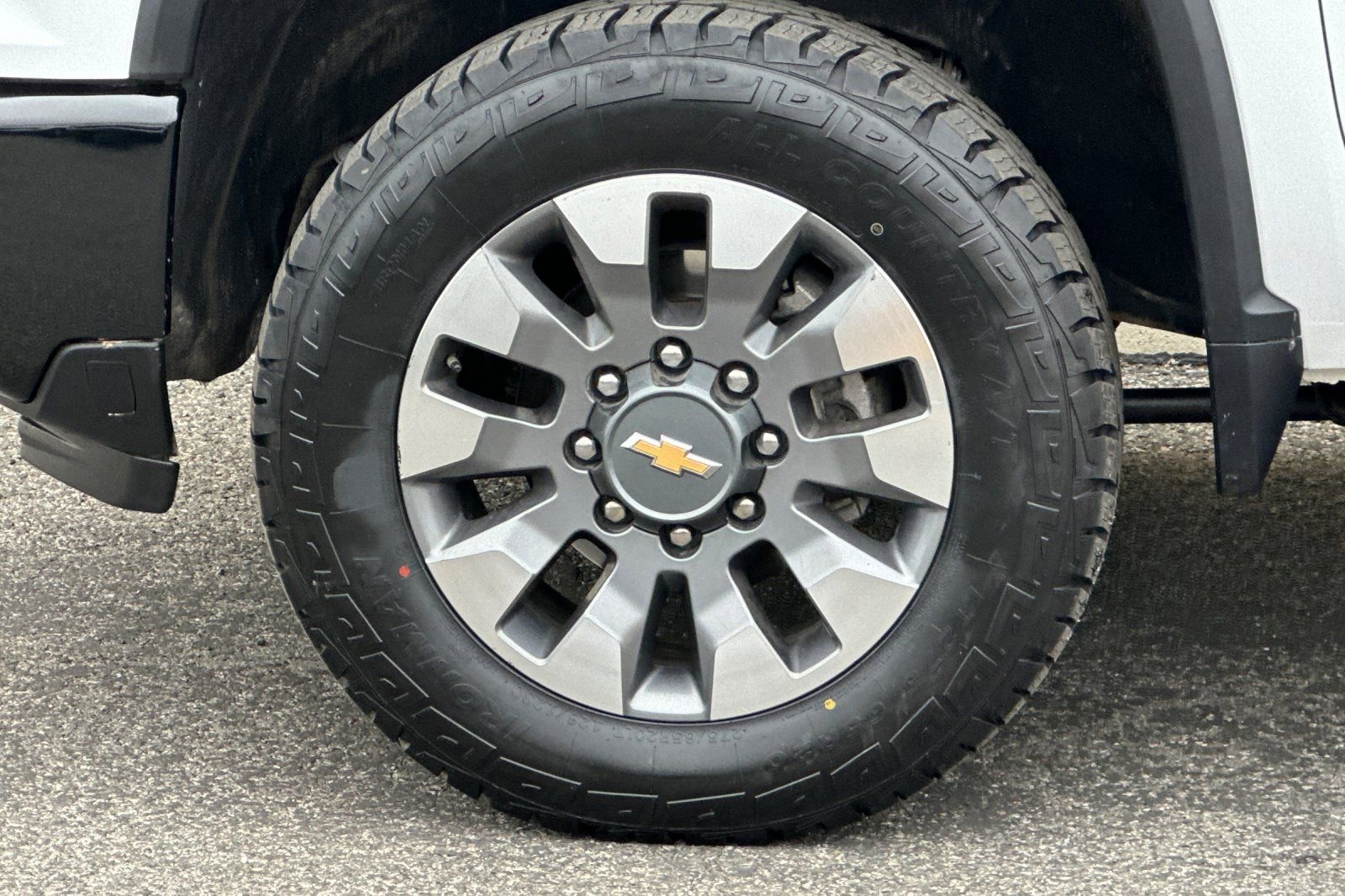 Certified 2024 Chevrolet Silverado 2500 Custom w/ Custom Value Package image 34