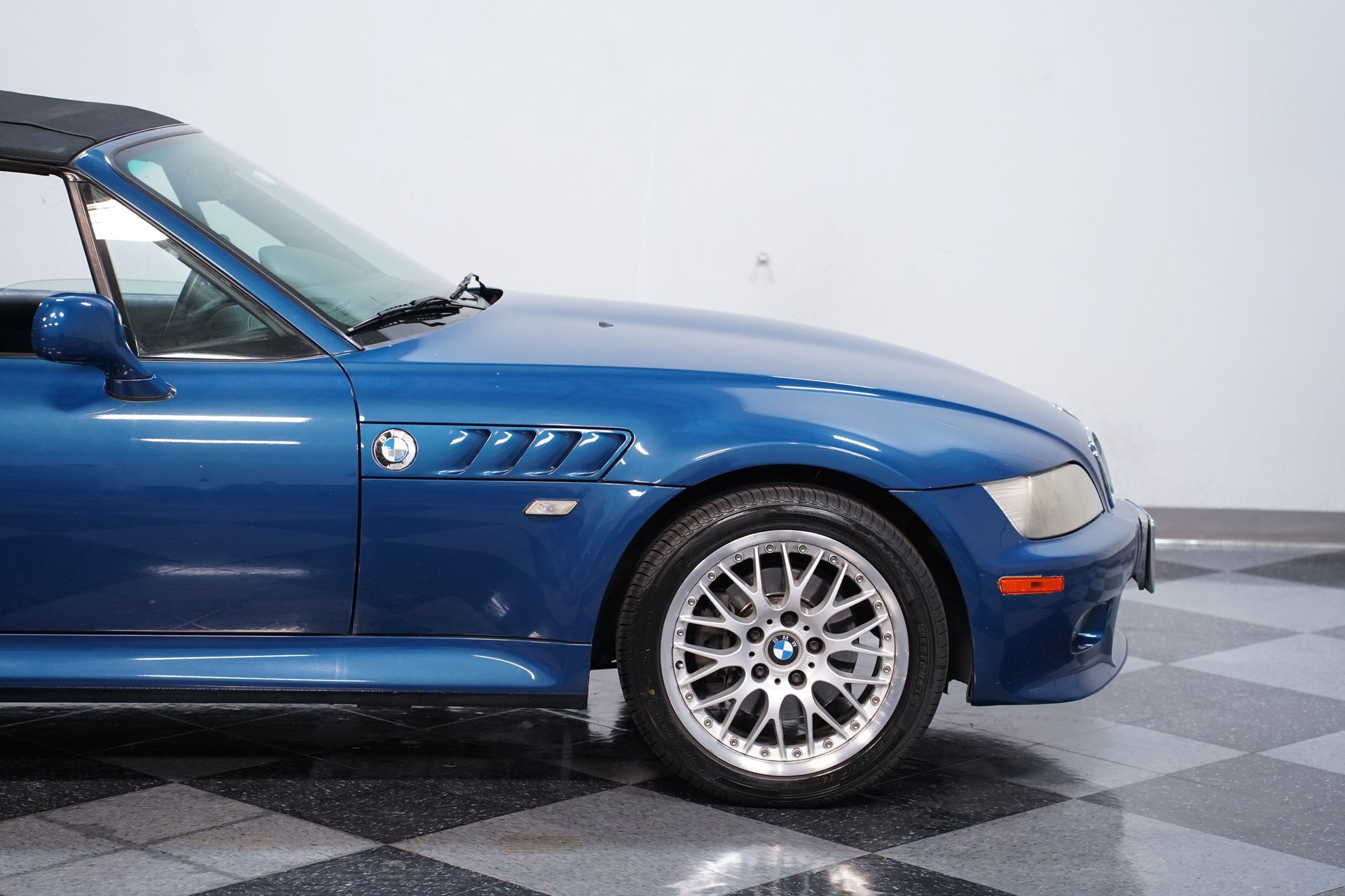 Used 2001 BMW Z3 3.0i RWD image 24