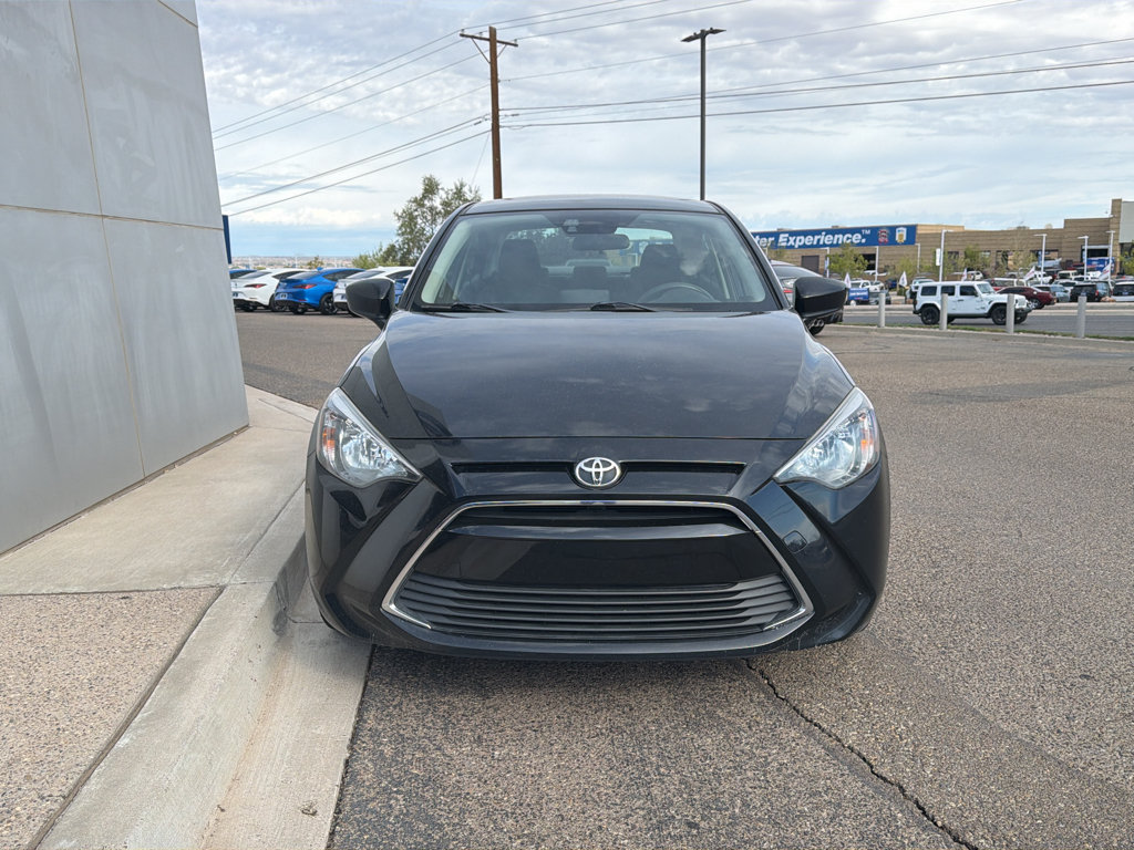 Used 2018 Toyota Yaris iA FWD image 3