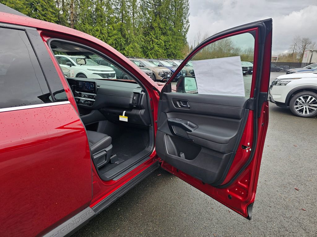 New 2026 Nissan Pathfinder SV image 27