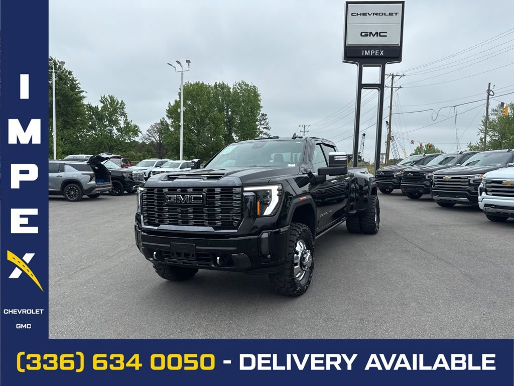 Used 2024 GMC Sierra 3500 Denali Ultimate AWD/4WD image 1