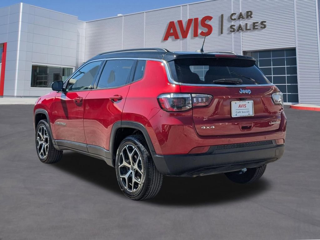 Used 2025 Jeep Compass Limited video 3