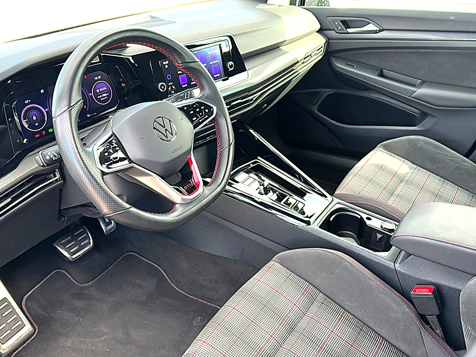 Used 2024 Volkswagen GTI S image 12