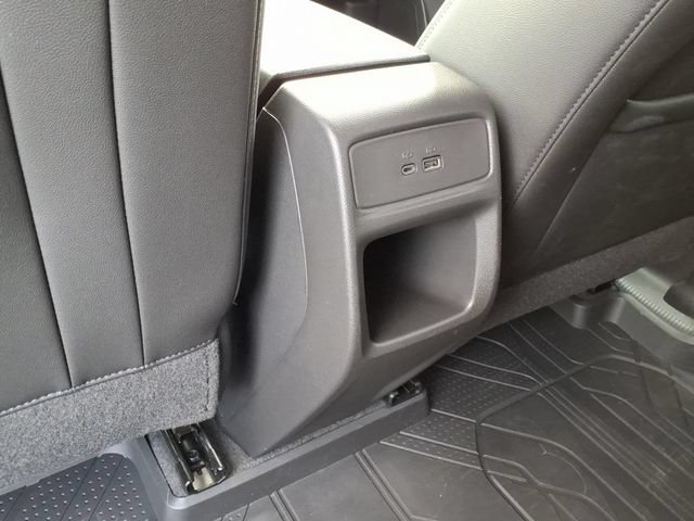 Used 2025 Chevrolet Trax ACTIV w/ Sunroof Package FWD image 12