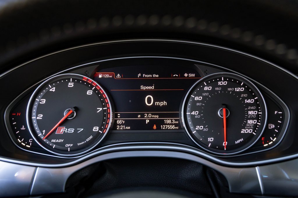 Used 2017 Audi RS 7 Prestige w/ Carbon-Optic Package image 15