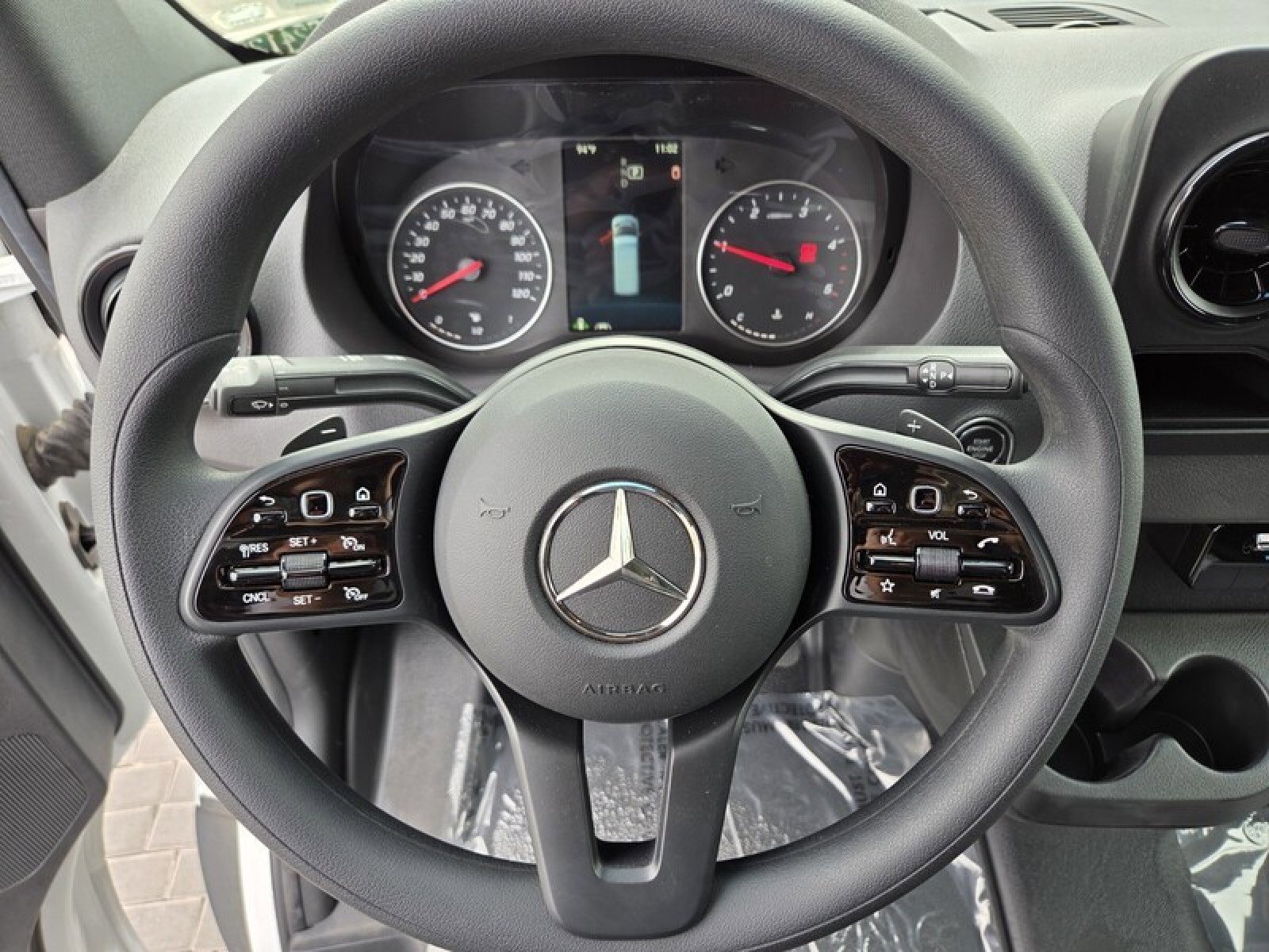 New 2024 Mercedes-Benz Sprinter 2500 image 24