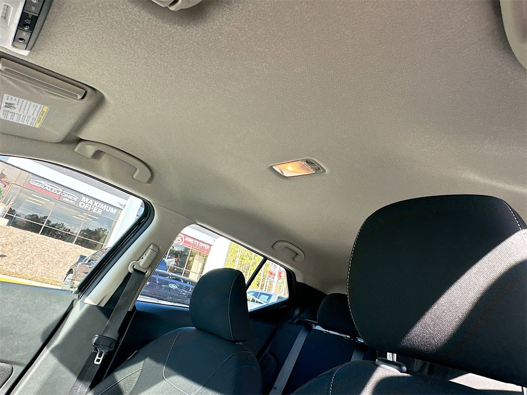 Used 2021 Nissan Kicks SV image 11