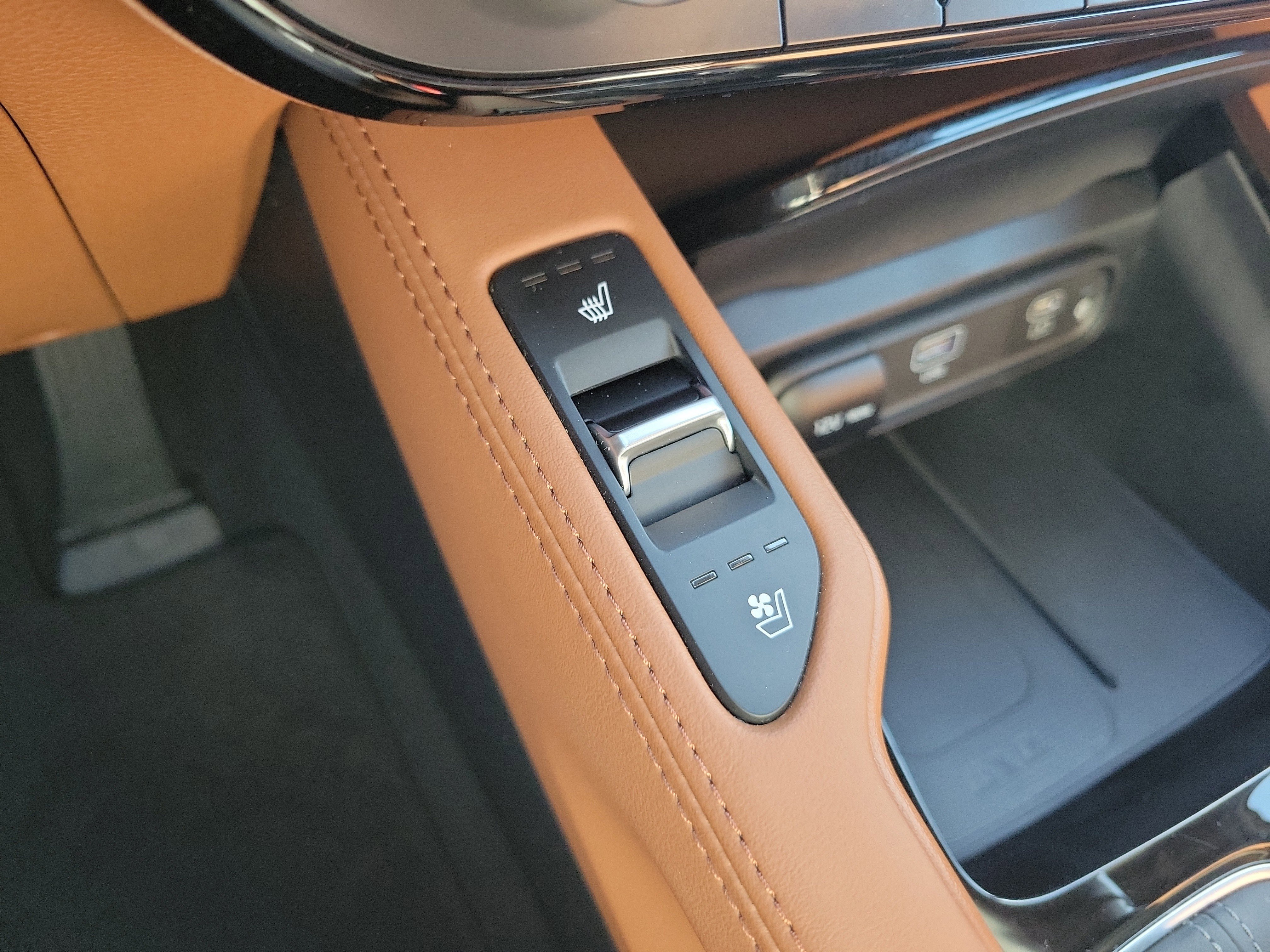 Certified 2024 Kia Telluride EX X-Line image 36