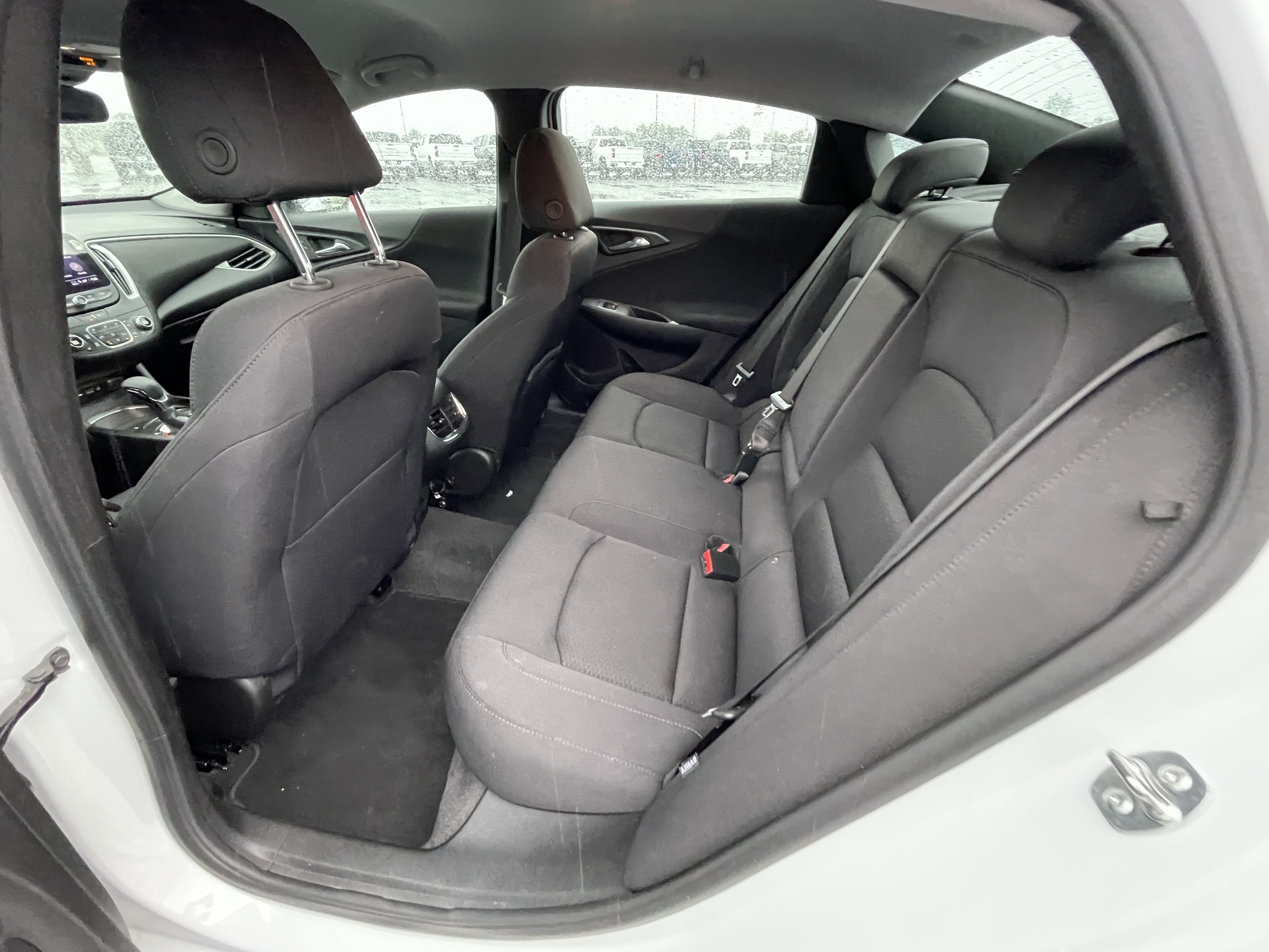 Used 2025 Chevrolet Malibu LT FWD image 13