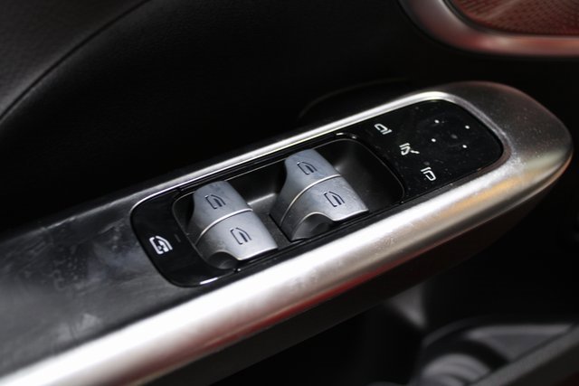 Used 2024 Mercedes-Benz C 300 4MATIC Sedan image 29