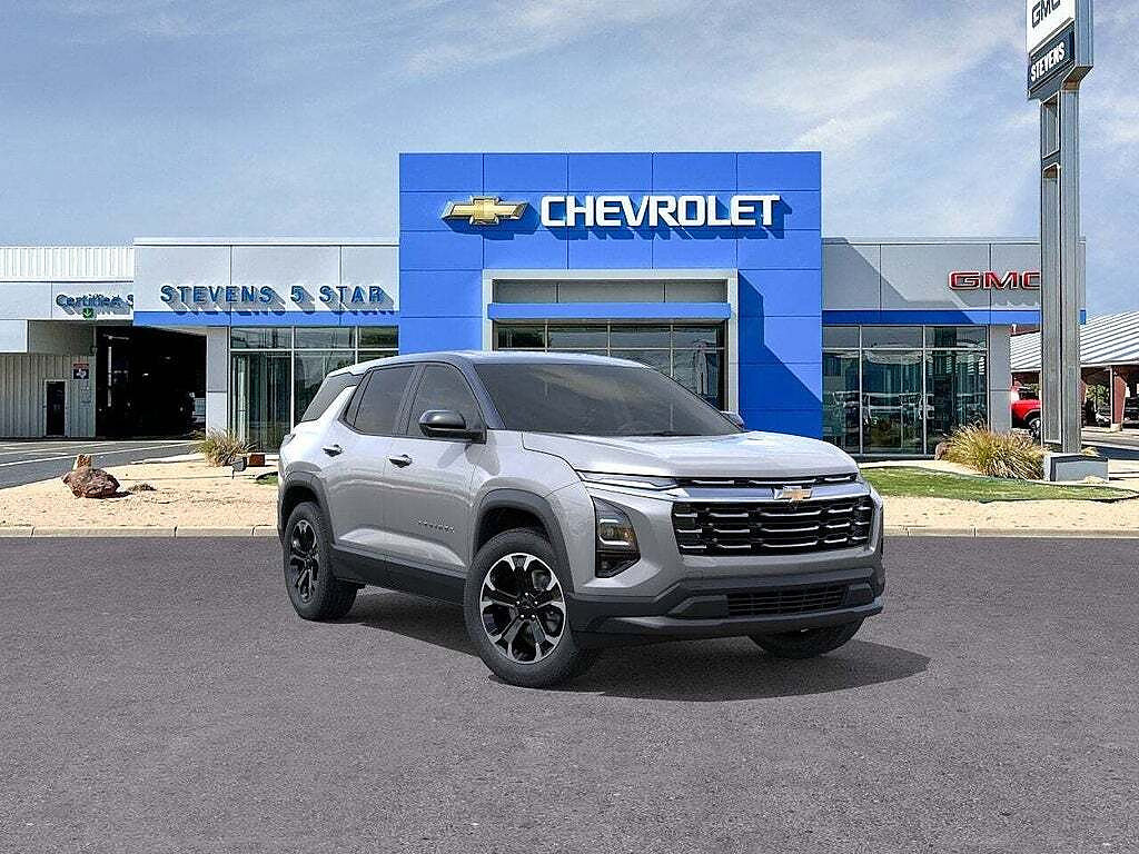 New 2026 Chevrolet Equinox LT w/ Convenience Package II FWD image 31