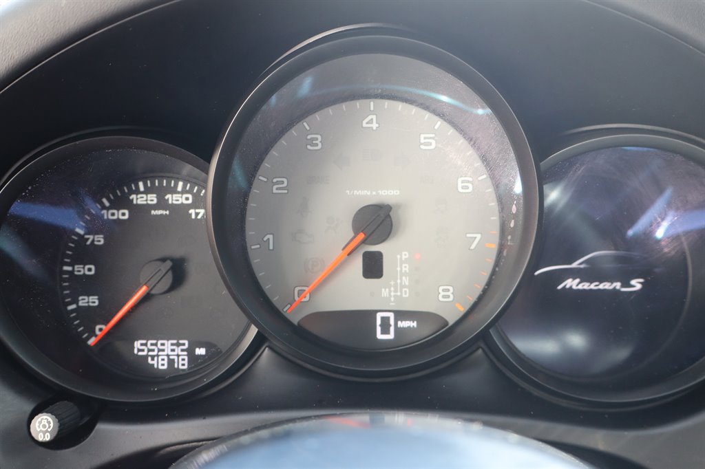 Used 2015 Porsche Macan S AWD/4WD image 31
