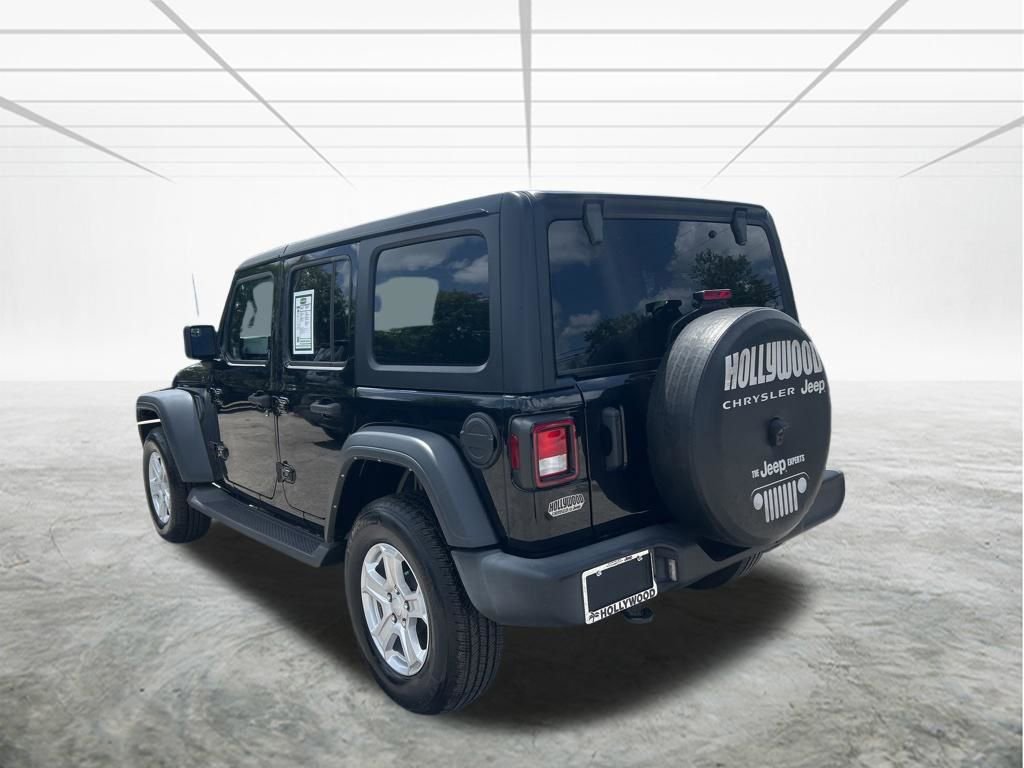 Used 2023 Jeep Wrangler Sport S image 6
