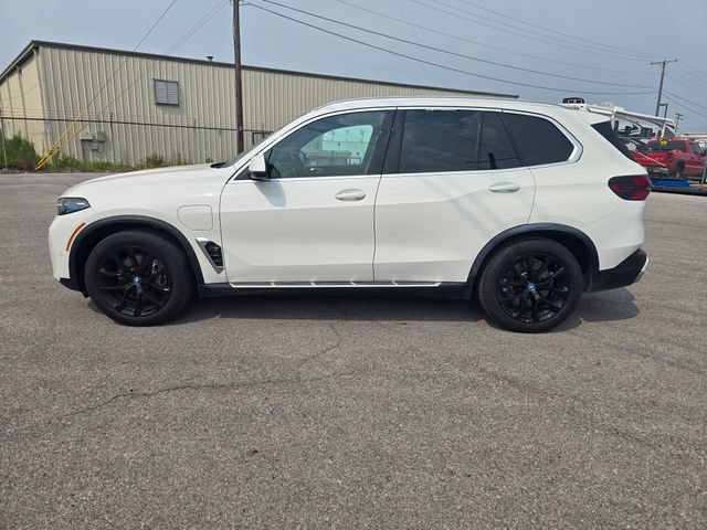 Used 2024 BMW X5 xDrive50e AWD/4WD image 7