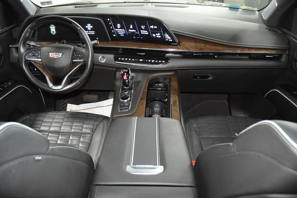 Used 2024 Cadillac Escalade ESV Premium Luxury Platinum AWD/4WD image 24