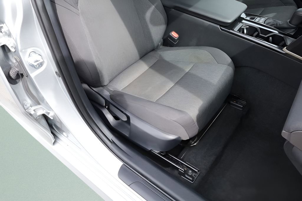 Certified 2025 Toyota Camry LE image 24