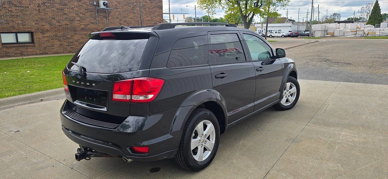 Used 2012 Dodge Journey SXT FWD image 5