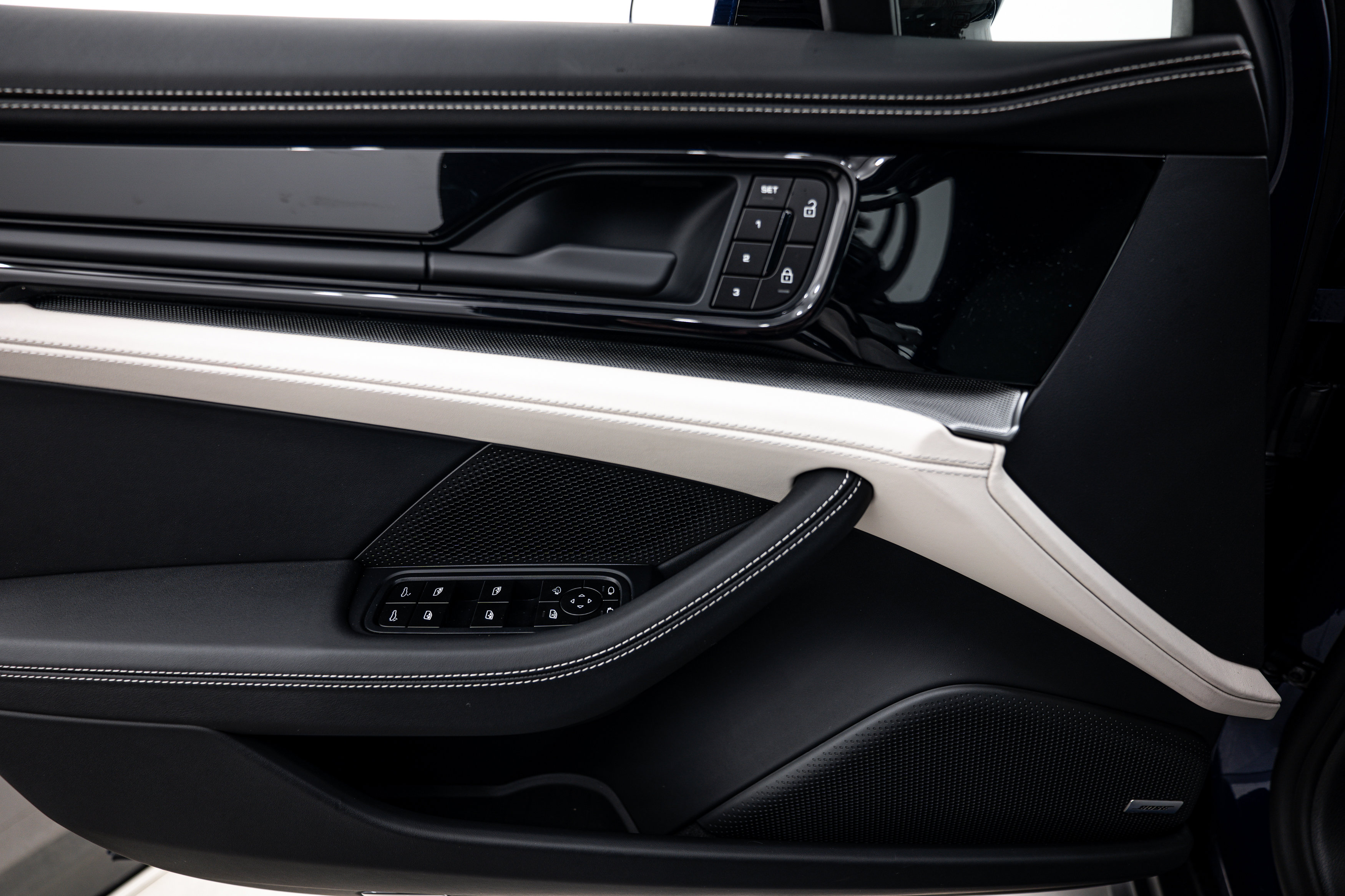 Certified 2026 Porsche Panamera 4 AWD/4WD image 16