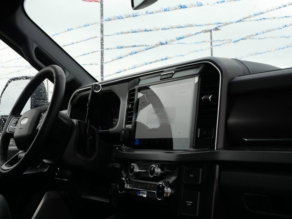 Used 2026 Ford F450 Platinum w/ FX4 Off-Road Package image 22