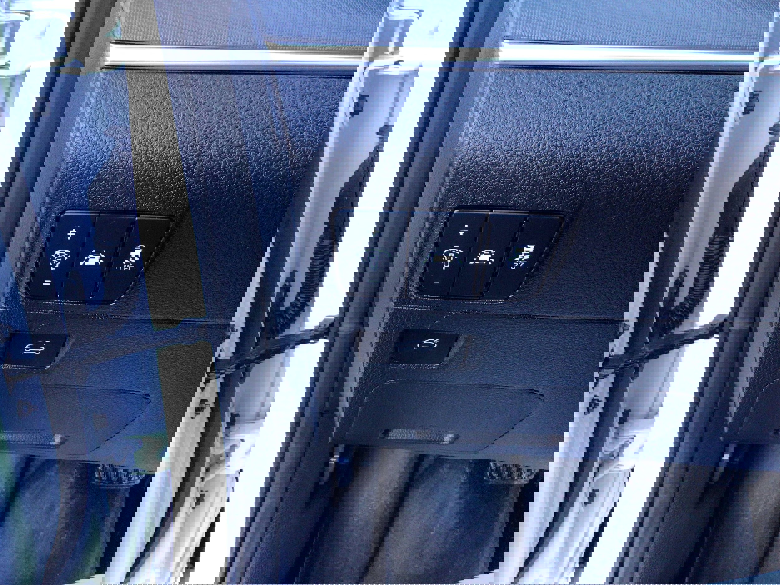 Used 2024 Kia K5 GT-Line w/ GT-Line Premium Package image 23