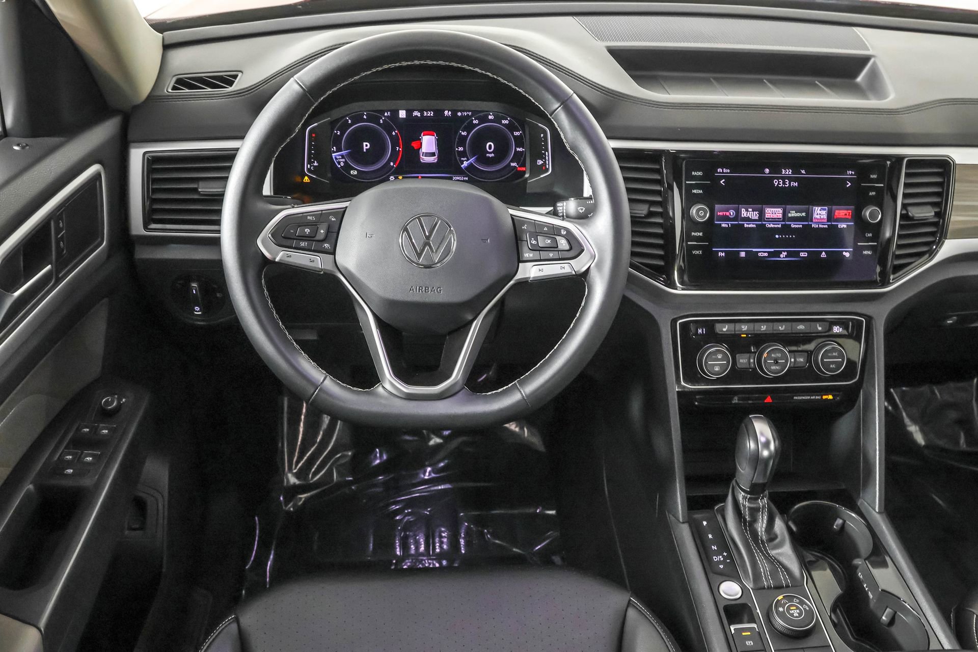 Certified 2022 Volkswagen Atlas SEL image 40