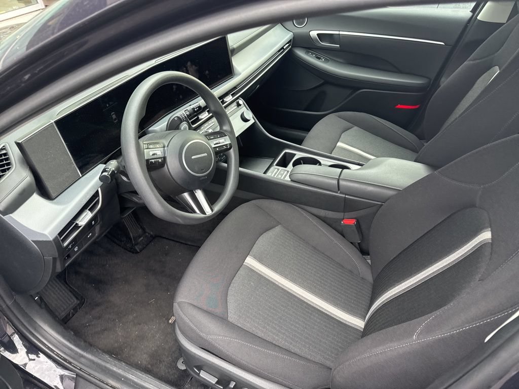 Used 2025 Hyundai Sonata SEL AWD/4WD image 13