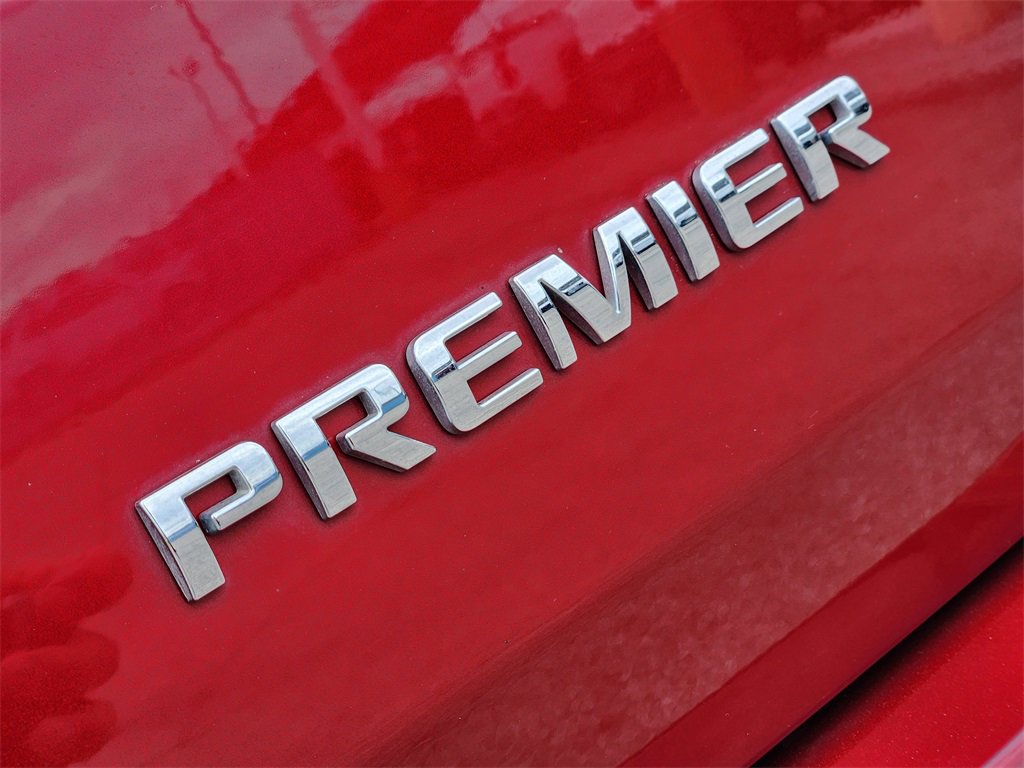 Used 2023 Chevrolet Traverse Premier image 13