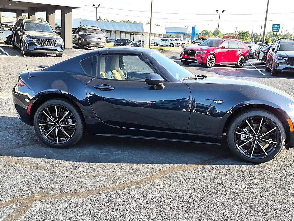 New 2026 MAZDA MX-5 Miata RF Grand Touring RWD image 6