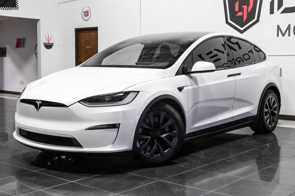 Used 2023 Tesla Model X image 8