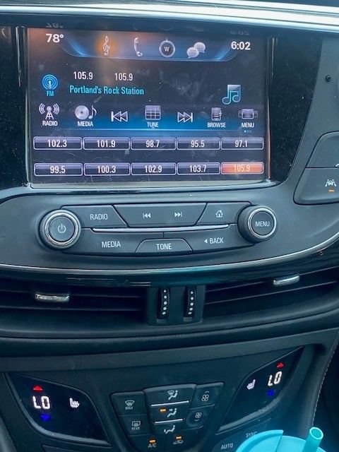 Used 2017 Buick Envision Premium AWD/4WD image 9